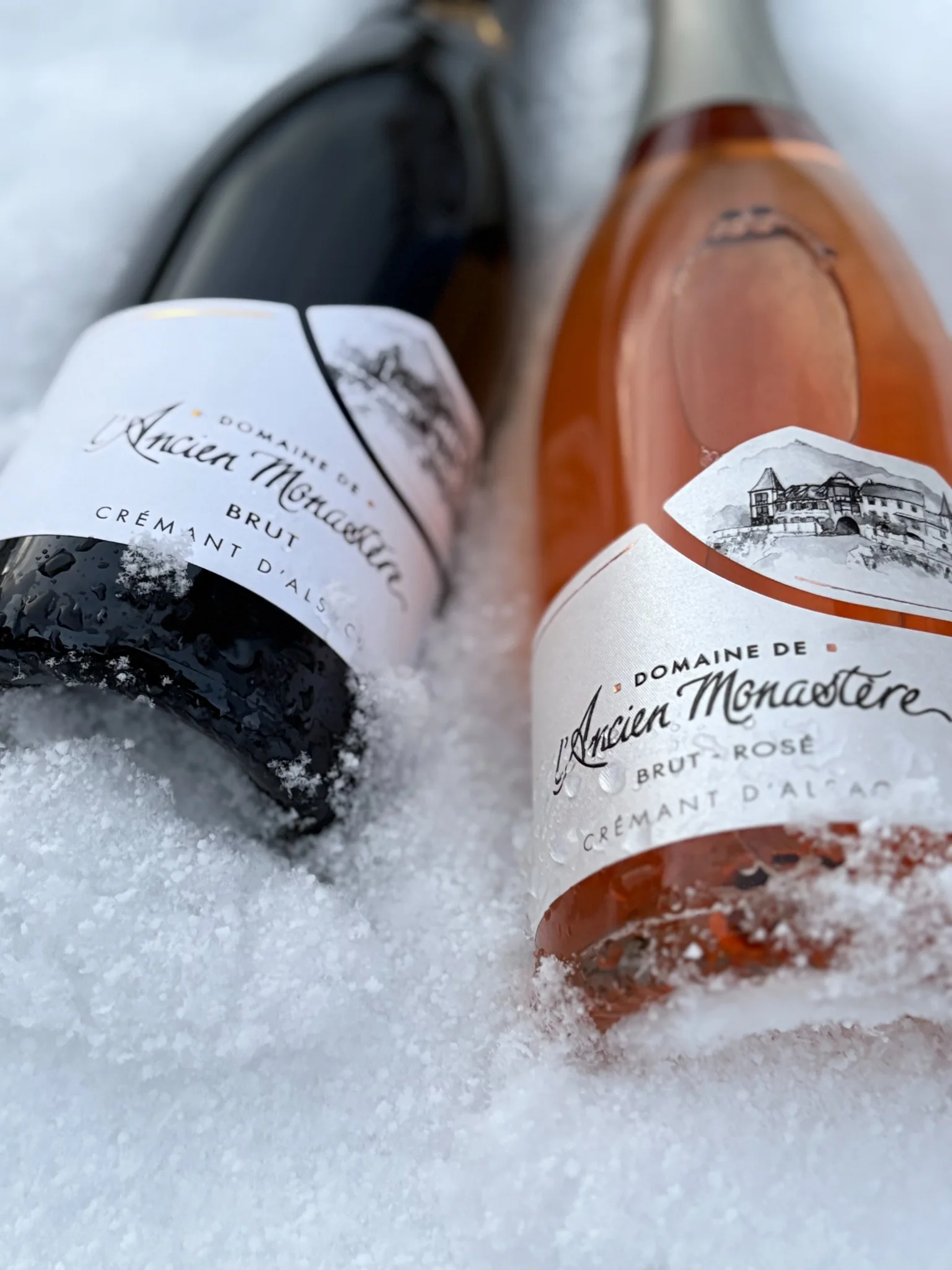 Crémants du Domaine de l’Ancien Monastère dans la glace